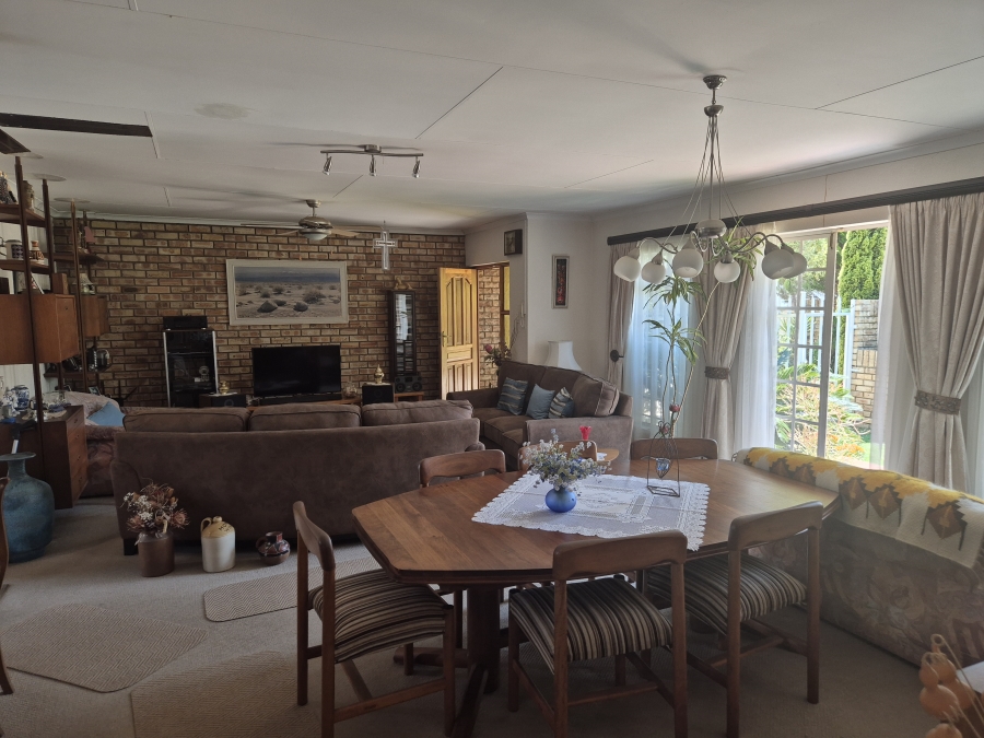 3 Bedroom Property for Sale in La Hoff North West